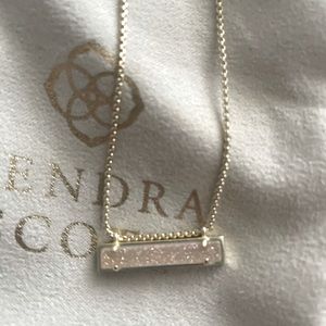 Kendra Scott necklace
